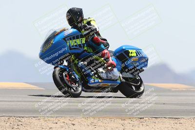 media/Apr-26-2025-BRL Bagger Racing League (Sat) [[9e270f465f]]/7-Super Street Bagger Race/